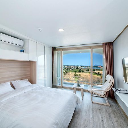 Go To Bed Resort Seogwipo Ngoại thất bức ảnh