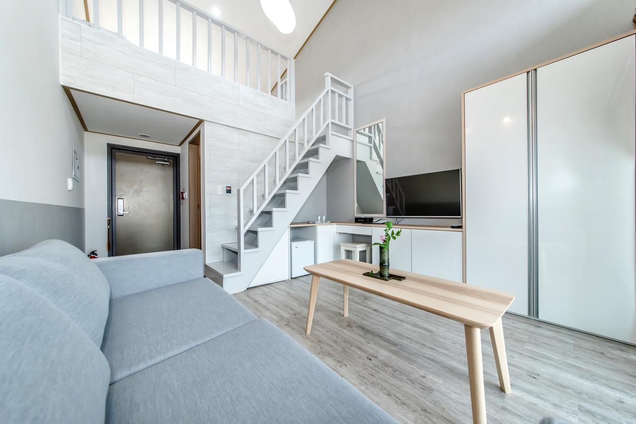 Go To Bed Resort Seogwipo Ngoại thất bức ảnh