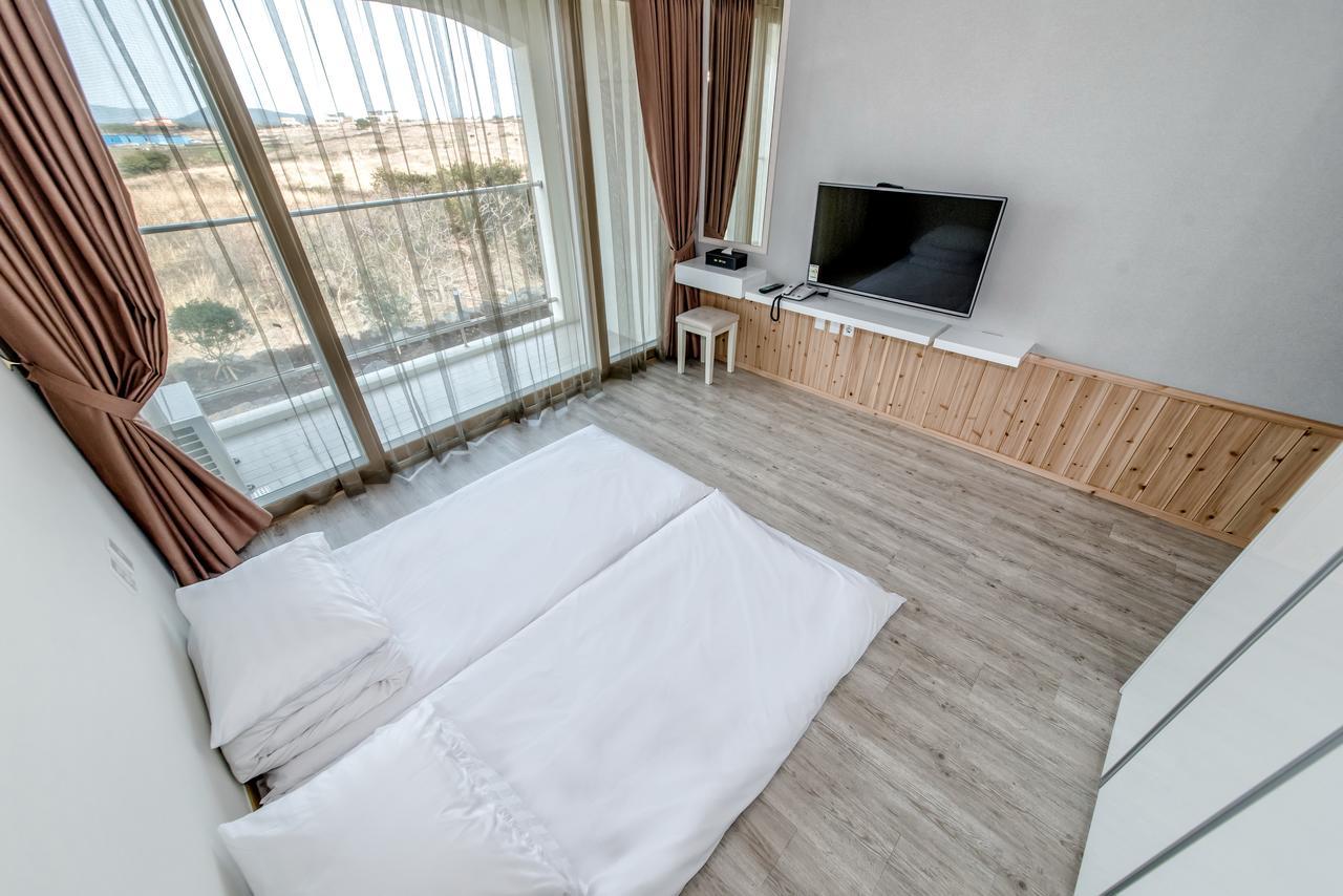 Go To Bed Resort Seogwipo Ngoại thất bức ảnh